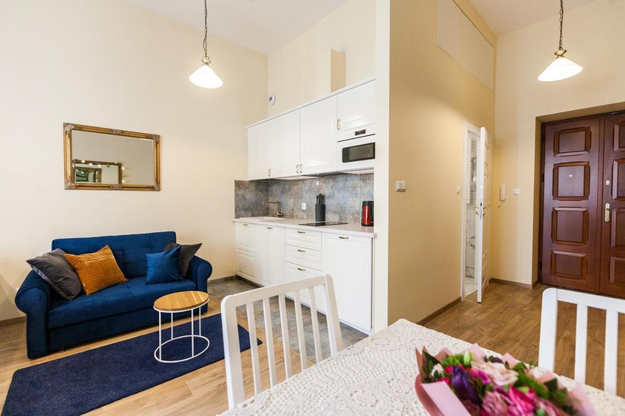 Vintage Sebastiana Apartment Krakow Luaran gambar